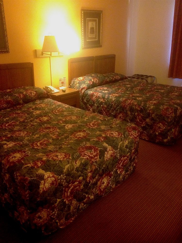 Red Roof Inn Dry Ridge Ngoại thất bức ảnh